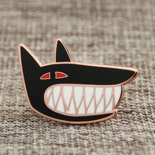 Custom Wolf Enamel Pins