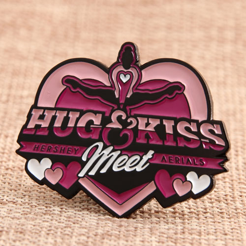 Hug And Kiss Pins